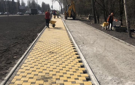 Нова кольорова гама тротуарів на вул. Академіка Заболотного – саме так виглядатимуть пішохідні доріжки після капітального ремонту
