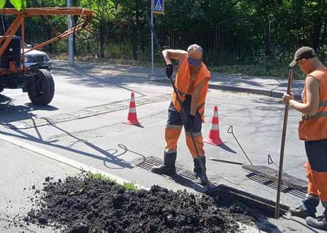 У Києві прогнозують зливу: зливостоки у місцях можливих підтоплень додатково почистили